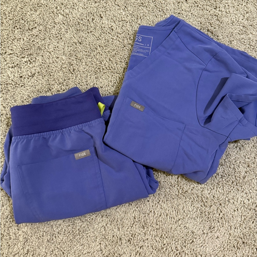 Figs scrub set- Catrina top and Zamora jogger